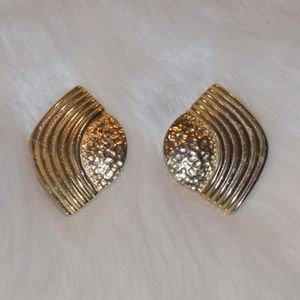 Vintage 80s 90s Large Post Earrings Gold Tone Hammered UFO Shaped Retro Art Deco